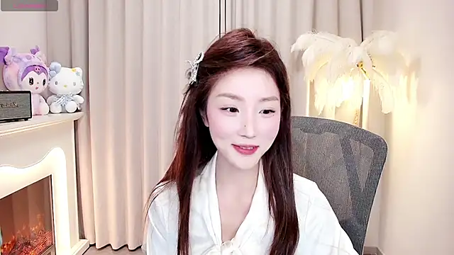 Snapshot of cygj7 chatting on 10/12/25, 12:04 cygj7 online show from 10/12/25, 12:04