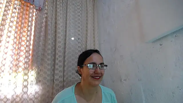 Snapshot of gabbyparker_ chatting on 11/03/25, 03:24 gabbyparker online show from 11/03/25, 03:24