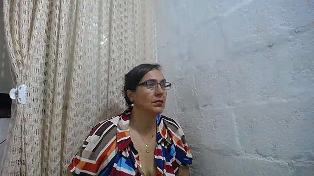Snapshot of gabbyparker_ chatting on 03/26/26, 09:48 gabbyparker online show from 03/26/26, 09:48
