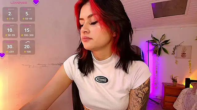 Snapshot of arye_lle chatting on 10/06/25, 10:07 arye lle online show from 10/06/25, 10:07