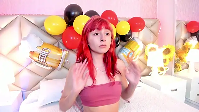 dafnne hall online show from 09/27/25, 04:06