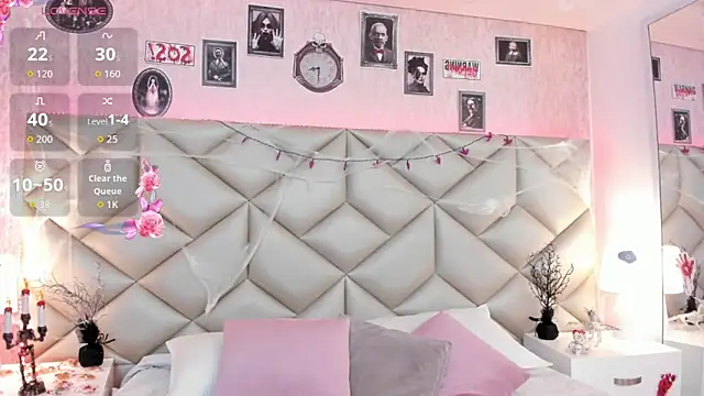 dafnne hall online show from 10/10/25, 04:33