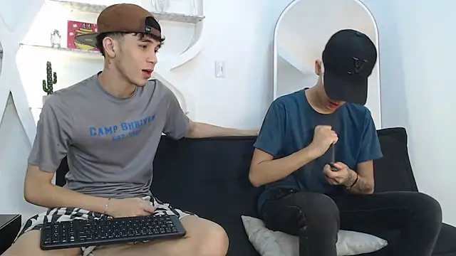 THREE GUYS HOT online show from 10/21/25, 07:25