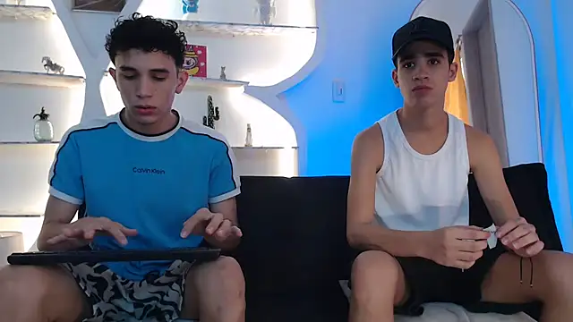 THREE GUYS HOT online show from 10/24/25, 07:21