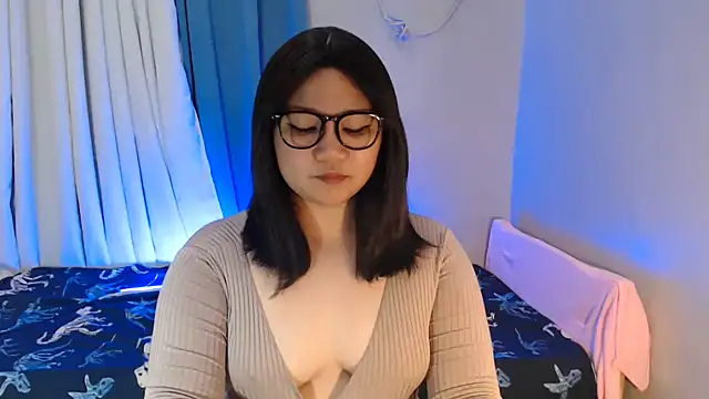 orphan girlxx online show from 09/11/25, 10:32