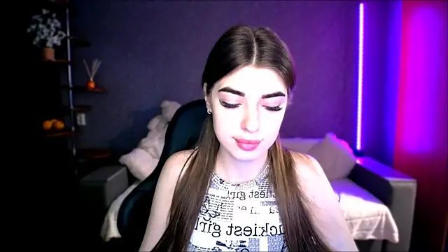 Dianaa Lee0 online show from 09/10/25, 07:25