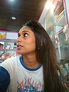 hotshreya69 online show from 09/19/25, 07:21