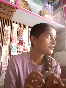 hotshreya69 online show from 09/23/25, 06:05