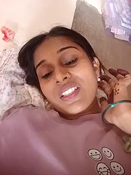 hotshreya69 online show from 10/08/25, 08:23