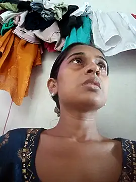 hotshreya69 online show from 10/13/25, 08:25