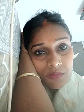 hotshreya69 online show from 10/26/25, 05:08