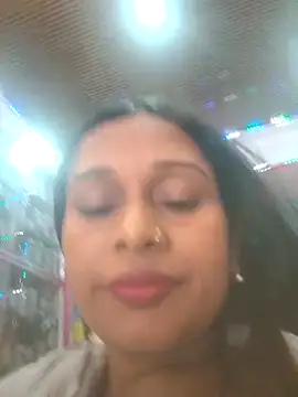 hotshreya69 online show from 11/17/25, 08:53