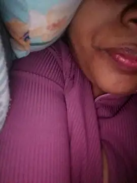 hotshreya69 online show from 12/03/25, 05:55