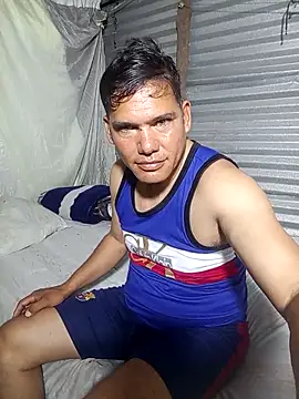 Snapshot of Franklin111230 chatting on 12/16/25, 12:04 Franklin111230 online show from 12/16/25, 12:04