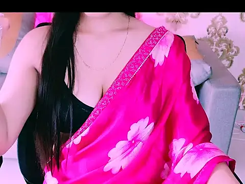 Snapshot of My_Rose chatting on 11/20/25, 02:28 My Rose online show from 11/20/25, 02:28