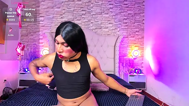 Snapshot of Lucia-Horny24 chatting on 11/24/25, 08:08 Lucia-Horny24 online show from 11/24/25, 08:08