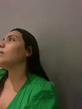 RenataLeclair online show from 06/12/26, 03:05