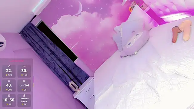 Snapshot of LanaOrtiiz chatting on 10/24/25, 04:53 LanaOrtiiz online show from 10/24/25, 04:53