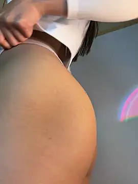 LilybethGray online show from 06/11/26, 11:03