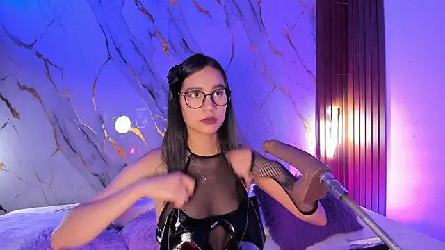 Emmiicute online show from 07/24/26, 08:29