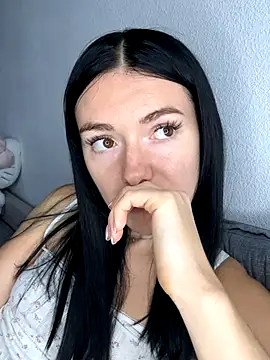 Snapshot of karrr__aaa chatting on 09/21/25, 02:40 karrr aaa online show from 09/21/25, 02:40