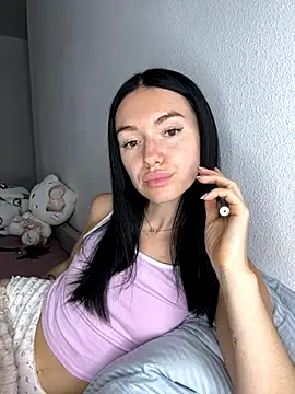 Snapshot of karrr__aaa chatting on 09/23/25, 08:12 karrr aaa online show from 09/23/25, 08:12