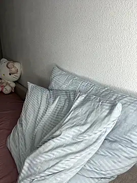 Snapshot of karrr__aaa chatting on 09/24/25, 08:56 karrr aaa online show from 09/24/25, 08:56