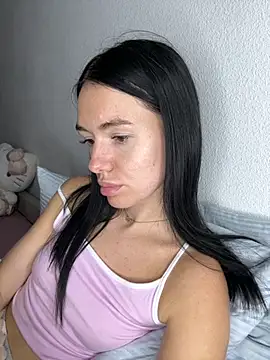 Snapshot of karrr__aaa chatting on 09/25/25, 08:34 karrr aaa online show from 09/25/25, 08:34