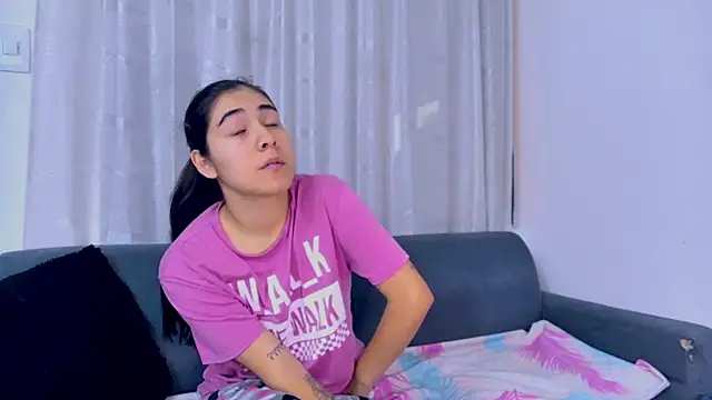 Snapshot of miaftmax chatting on 09/18/25, 02:52 miaftmax online show from 09/18/25, 02:52