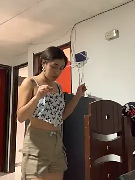 Snapshot of miaftmax chatting on 09/25/25, 06:33 miaftmax online show from 09/25/25, 06:33