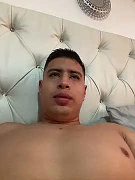 Snapshot of miaftmax chatting on 10/11/25, 12:58 miaftmax online show from 10/11/25, 12:58