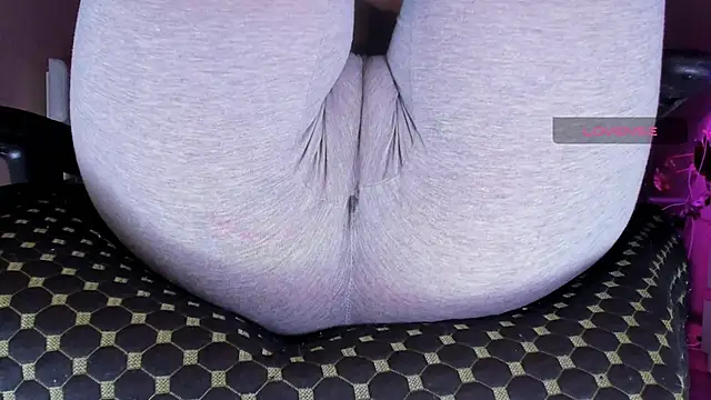 Cameltoe squirt inPants online show from 11/10/25, 02:49