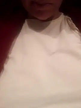 Snapshot of Cassandrina1 chatting on 10/16/25, 04:13 Cassandrina1 online show from 10/16/25, 04:13