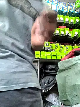 sweetdickboy2 online show from 09/18/25, 11:01