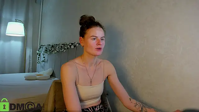 Wanda Gomez online show from 11/08/25, 02:28