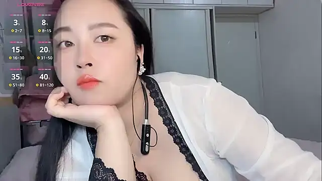 Snapshot of xchenchen chatting on 10/25/25, 03:40 xchenchen online show from 10/25/25, 03:40