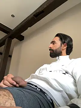 Snapshot of SergioGarcia93 chatting on 10/11/25, 02:48 SergioGarcia93 online show from 10/11/25, 02:48