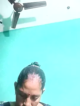 Suhana pandit online show from 09/26/25, 10:14