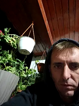 Snapshot of Lawrence067 chatting on 09/28/25, 06:02 Lawrence067 online show from 09/28/25, 06:02