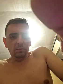 Snapshot of Lawrence067 chatting on 10/19/25, 11:38 Lawrence067 online show from 10/19/25, 11:38