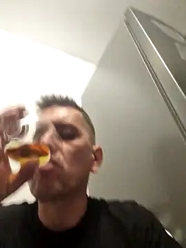 Snapshot of Lawrence067 chatting on 11/02/25, 02:36 Lawrence067 online show from 11/02/25, 02:36