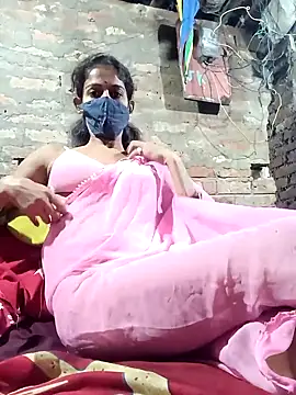 Snapshot of priyastrip314 chatting on 10/01/25, 07:53 priyastrip314 online show from 10/01/25, 07:53