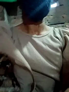 Snapshot of priyastrip314 chatting on 10/04/25, 11:52 priyastrip314 online show from 10/04/25, 11:52