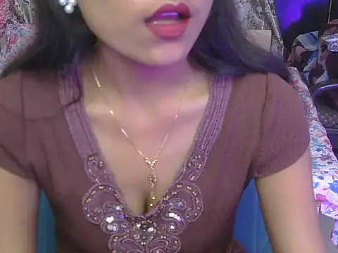 hoty-priya online show from 03/20/26, 04:39