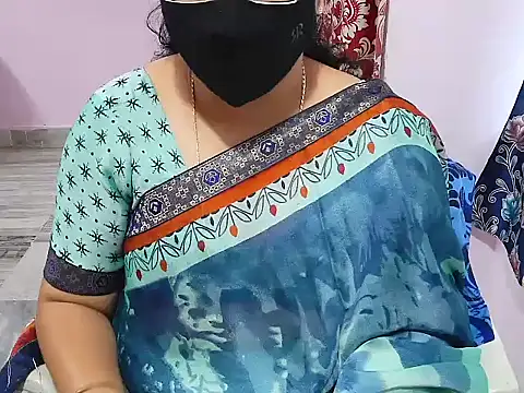 Snapshot of jannu6482 chatting on 10/17/25, 09:45 jannu6482 online show from 10/17/25, 09:45