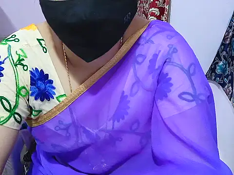 Snapshot of jannu6482 chatting on 10/23/25, 02:27 jannu6482 online show from 10/23/25, 02:27