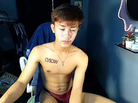 naughtyboyloy 0 online show from 06/11/26, 02:44