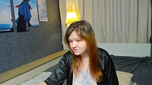 Nora lovvvv online show from 10/28/25, 10:41