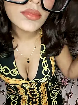 Snapshot of ALEXA_1100 chatting on 09/13/25, 07:24 ALEXA 1100 online show from 09/13/25, 07:24