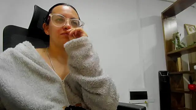 dalila macherano1 online show from 10/14/25, 07:53